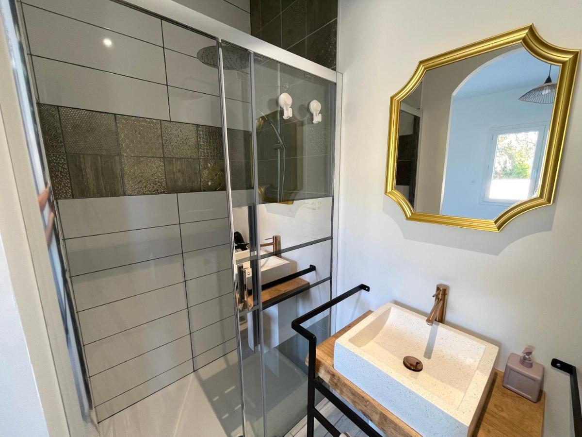 Siam Mahanakhon Appart & Spa Rieux-de-Pelleport エクステリア 写真