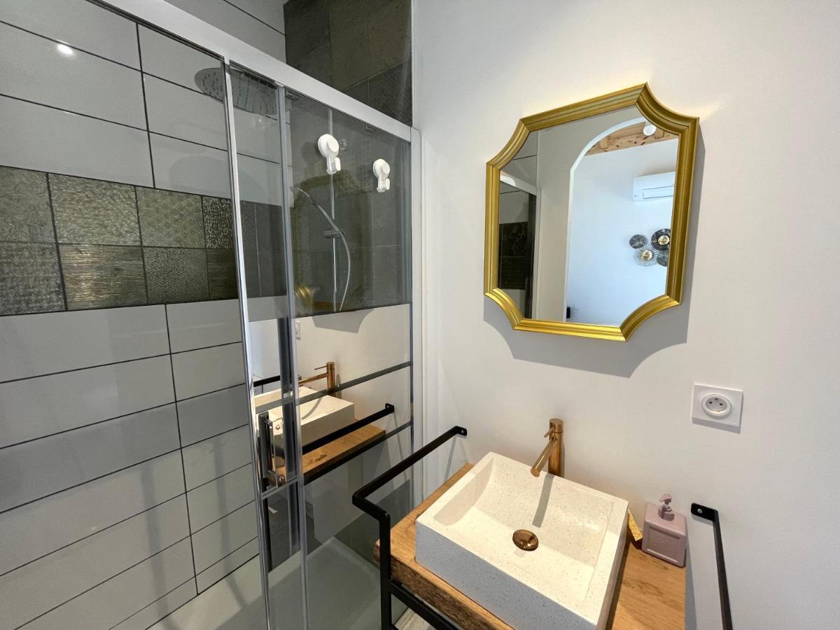 Siam Mahanakhon Appart & Spa Rieux-de-Pelleport エクステリア 写真